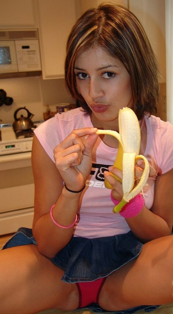 Linda putita y su plátano