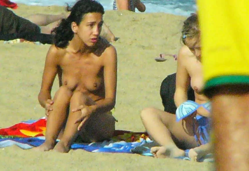 Colección topless y bikini de playas de Barcelona parte ocho